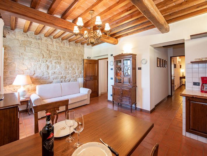 Castello Di Fulignano Soarzio Panoramic Apartment Сан-Джиминьяно Экстерьер фото